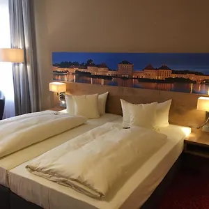 Отель Parkhotel Leiser